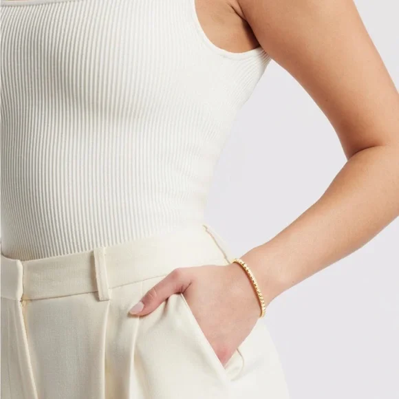 Square cuff Bracelet - Picture 2 of 3